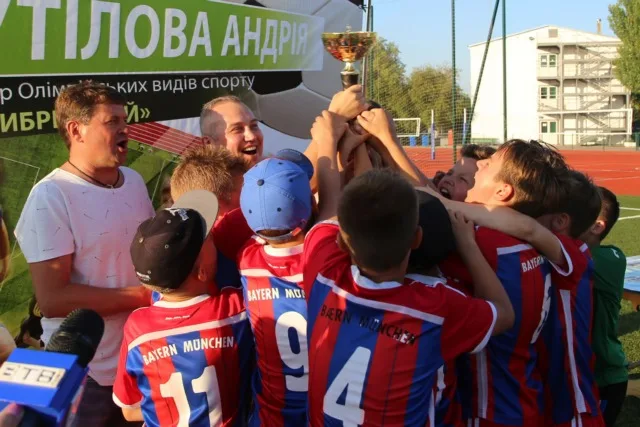 Победителем Кубка по футболу Путилова стала херсонская гимназия номер один