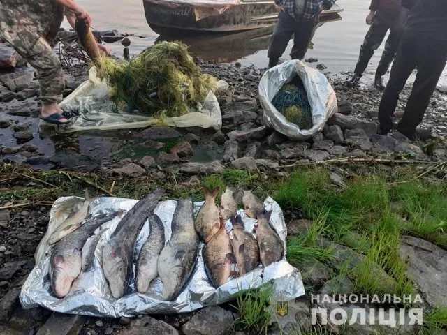 Работники водной полиции разоблачили браконьеров вблизи Новой Каховки