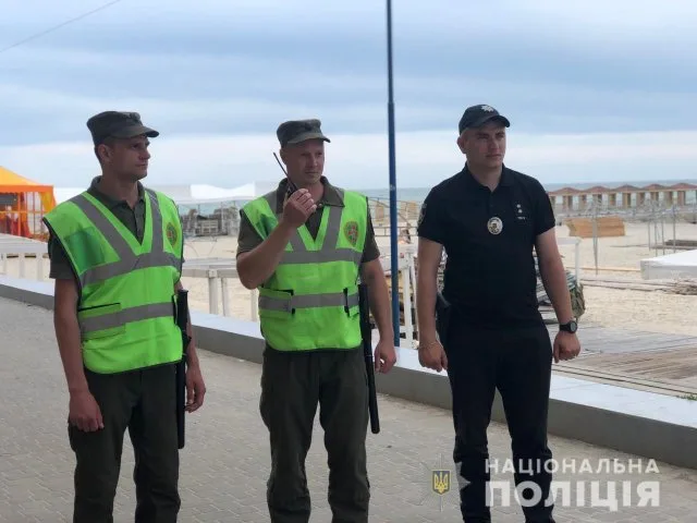 На курортах Херсонщины начали круглосуточную работу четыре полицейские станции