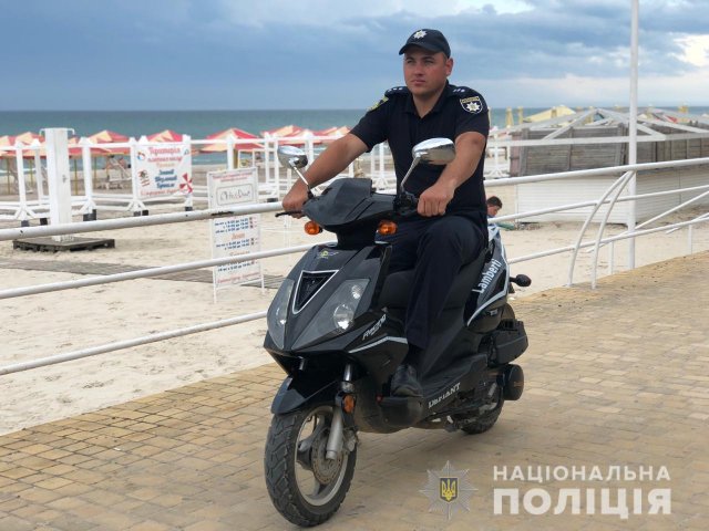 На курортах Херсонщины начали круглосуточную работу четыре полицейские станции