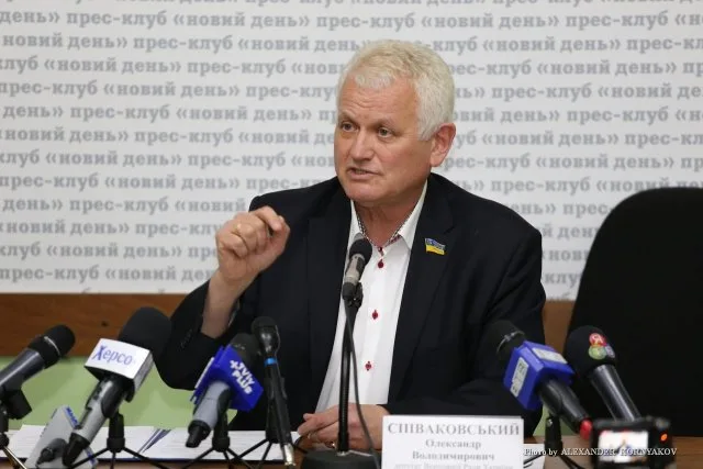 Александр Спиваковский баллотируется в народные депутаты Украины по 182 округу Херсона как самовыдвиженец
