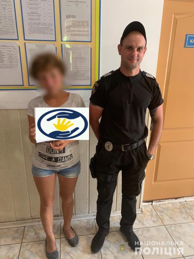 В Геническе полицейские вернули домой несовершеннолетнюю беглянку