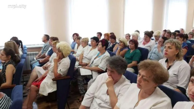 Новинский: “Мариупольцам вместо реформы нужны страховая медицина и доступная, качественная сервисная служба”