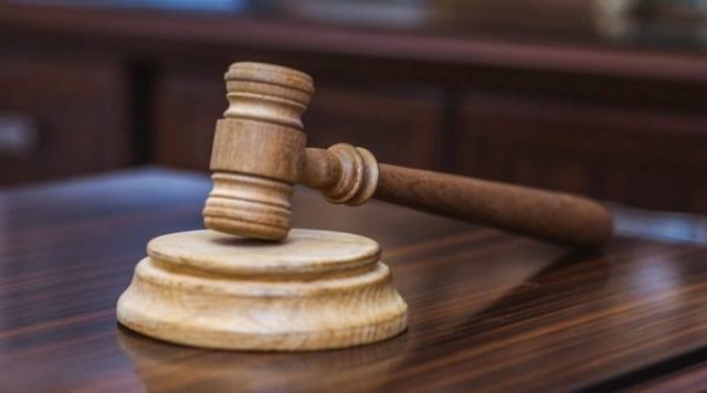 Суд наложил арест на имущество Безручко