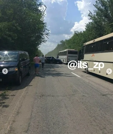 Возвращаясь с Чонгара президентский кортеж устроил ДТП с автобусами, в которых ехали дети