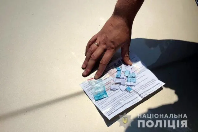 На Херсонщине полицейские разоблачили двух наркосбытчиков