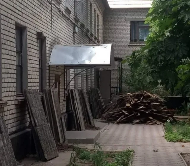 В Голой Пристани начат ремонт центральной районной больницы