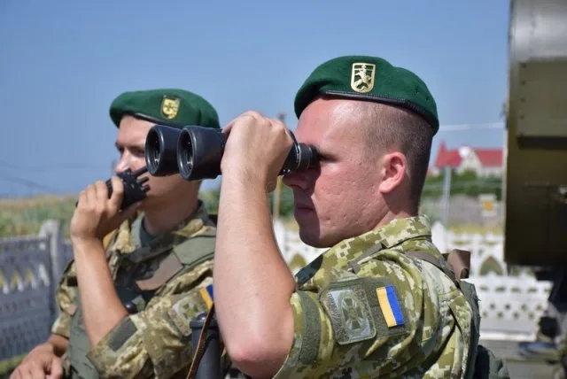 Херсонские пограничники за полгода выявили 10 кг наркотиков и 40 тонн браконьерского улова