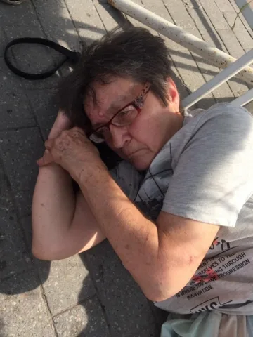 На Центральном рынке потеряла сознание женщина: помогите найти родственников