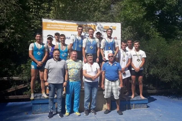 Херсонские гребцы завоевали на Кубке Украины семь наград
