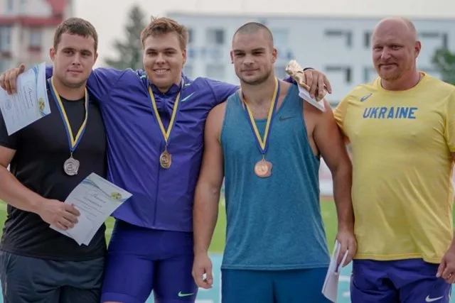 Херсонские спортсмены – призеры Чемпионата Украины по легкой атлетике в метании молота