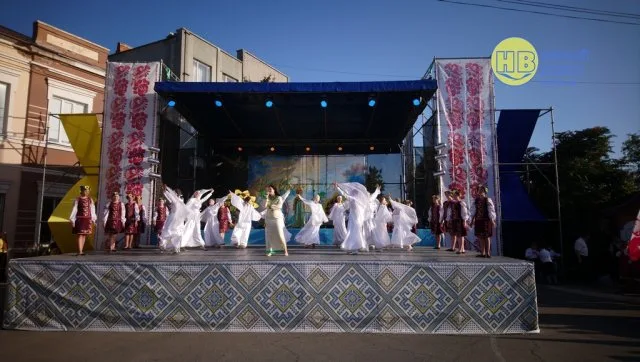 В Геническом районе в 20-й раз провели фестиваль “Таврическая семья»
