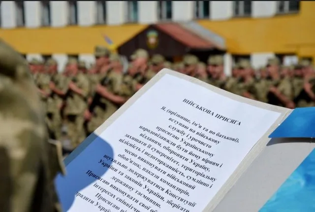 Офицеры нужны, а военные кафедры … закрываем
