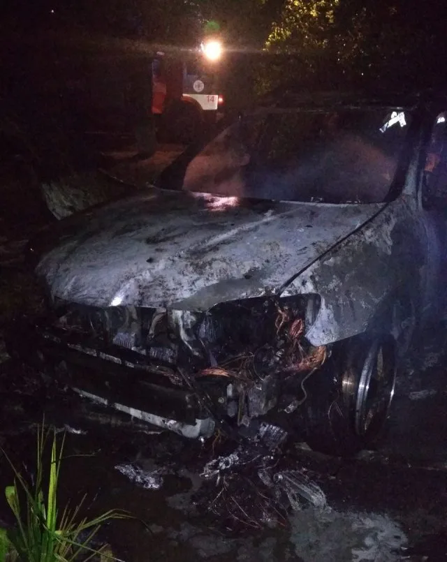 Новые подробности поджога авто в Херсоне