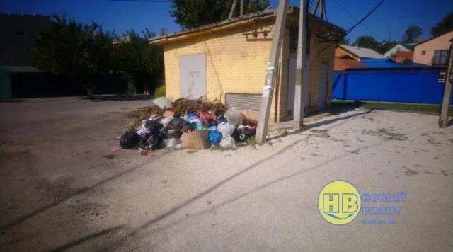Как появляются в курортном Геническе стихийные свалки