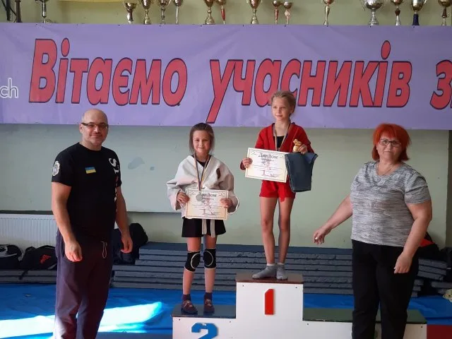 В Херсоне провели Чемпионат области по самбо без бюджетных денег