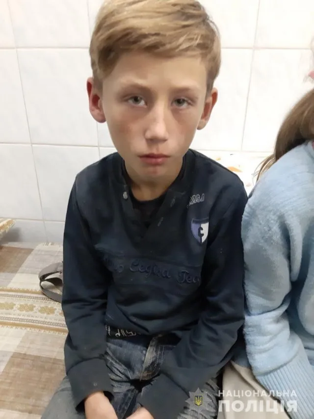 Новокаховские полицейские нашли пропавшего ребенка на берегу реки: наблюдал как течет Днепр