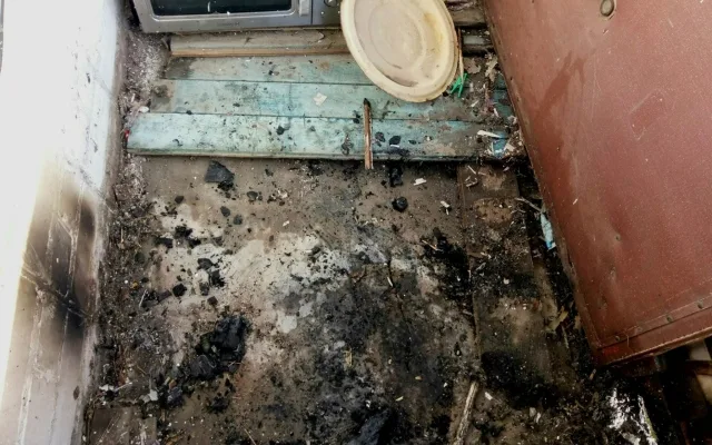 Сегодня пожарные Каховки тушили возгорание в одной из многоэтажек