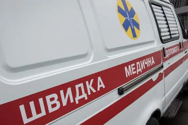 Женщины пострадали от обвалившегося фасада здания в центре Херсона