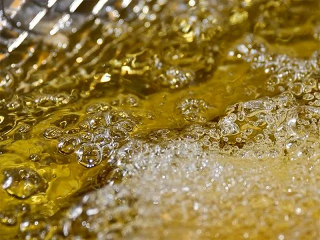 Раскаленное масло выплеснулось в лицо херсонской поварихе
