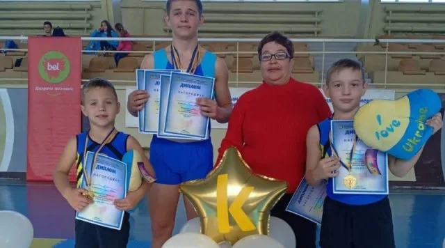 Генические прыгуны на Чемпионате Украины не оставили шансов своим соперникам