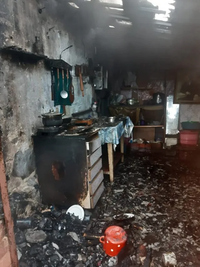 Спасатели Бериславськаго района ликвидировали пожар в жилом доме