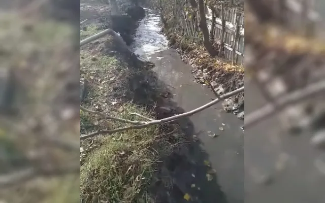 Херсонцы третью неделю тонут в фекалиях