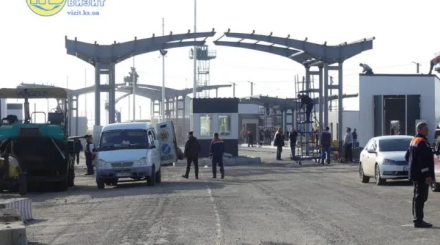 В Геническом районе  “гонят” строительство КПВВ “Чонгар” – планируют запустить первую очередь к приезду Зеленского