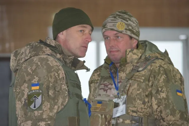 На Херсонщине военные проводят батальонные тактические учения. Но без боевой стрельбы