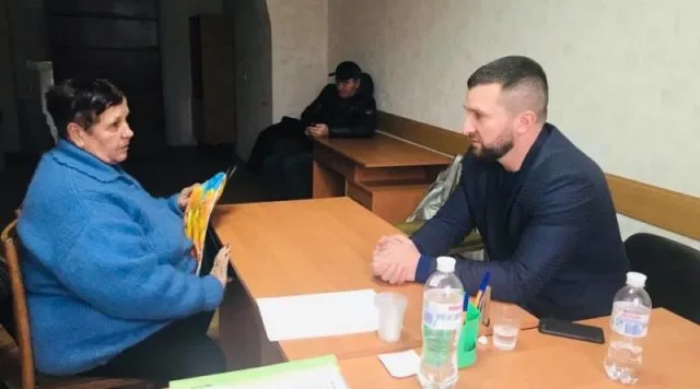 Нардеп от 185 округа не знает номера телефона мэра Геническа?