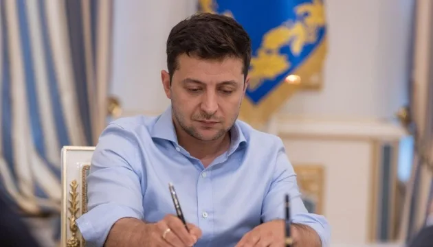 Зеленский назначил двух жителей Харькова главами райгосадминистраций на Херсонщине
