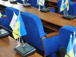 Херсонские депутаты еле-еле собрались на продолжение сессии