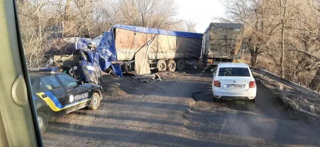 Жуткое ДТП с фурой на Мыловой Балке