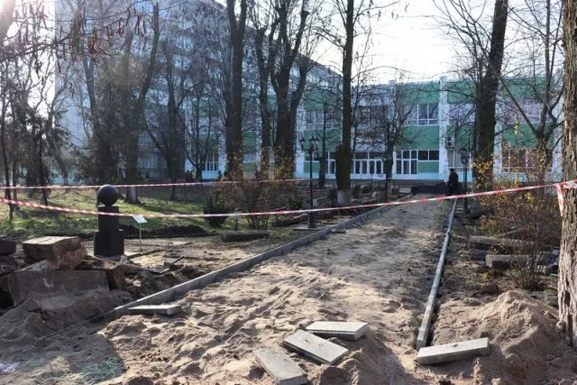 В ХГУ стартовала модернизация парковой зоны