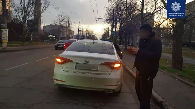 Патрульная полиция сообщила продробности ДТП с “переворотом” в Херсоне