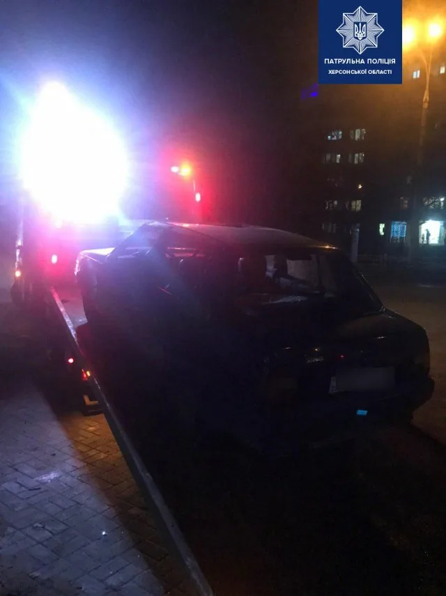 Патрульная полиция сообщила продробности ДТП с “переворотом” в Херсоне