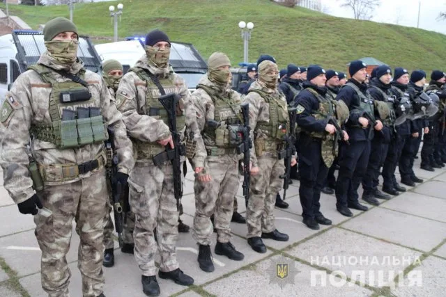 Полиция Херсонщины усилила меры безопасности на новогодние и рождественские праздники