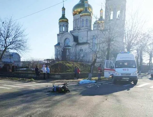 Полиция устанавливает обстоятельства смертельного ДТП в Новой Каховке