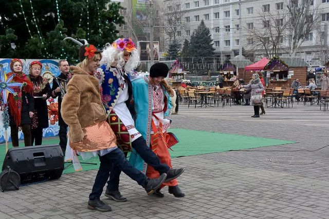 Как в Херсоне в Щедрый вечер «козу водили»