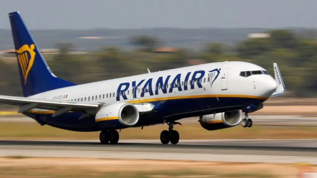 Из-за тумана самолет Ryanair вместо Херсона приземлился в Одессе