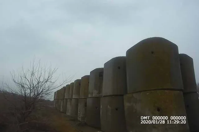 В Рыково на Херсонщине начинают разрушаться контейнеры с химическими отходами
