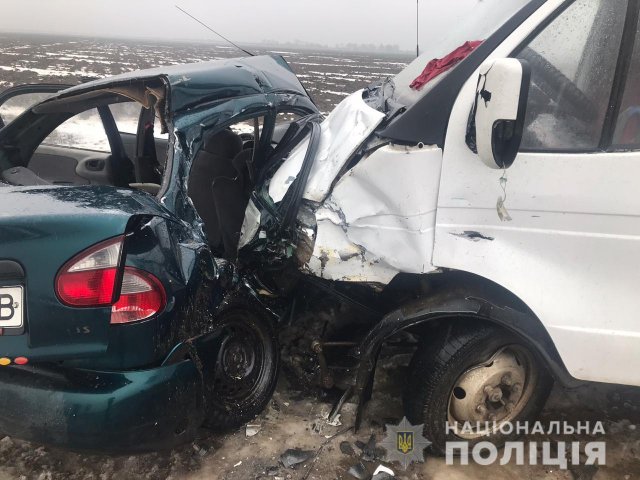 На Херсонщине полиция выясняет обстоятельства ДТП с тяжелыми последствиями