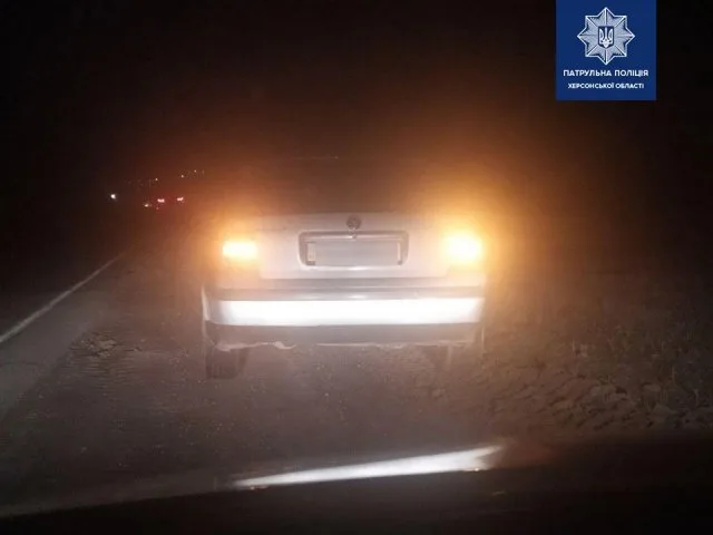 Херсонские патрульные остановили Volkswagen Passat, который находился в розыске