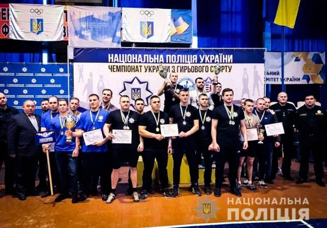 Херсонцы завоевали серебро на чемпионате Нацполиции Украины по гиревому спорту среди полицейских