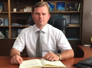 Руководитель аппарата Херсонской ОГА получает зарплату больше, чем у Президента