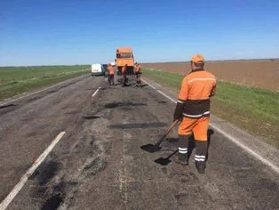 В Херсонской ОГА придумали причину не проводить тендеры на ремонт дорог