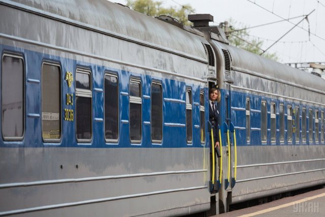 Ползучее повышение цен: в Украине дорожает проезд в поездах
