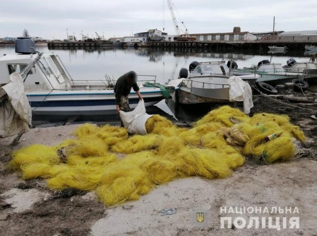 На Херсонщине полиция подозревает рыбоохрану в браконьерстве и использовании поддельных документов