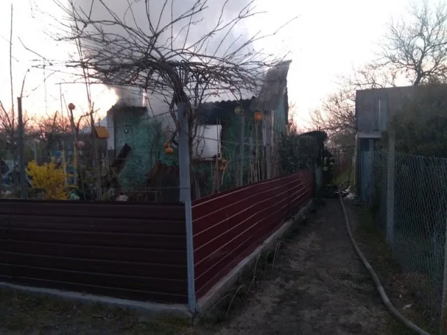 На острове возле Херсона сгорела дача