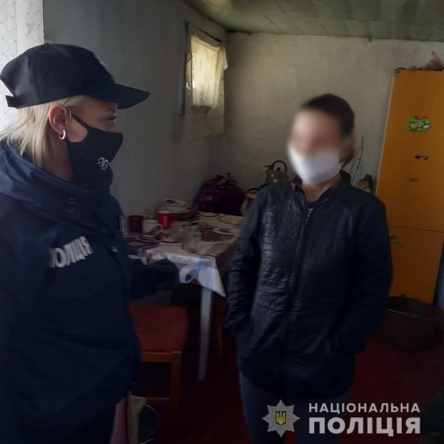 В Бериславе ювенальные полицейские проверили условия проживания детей в семьях, находящихся в сложных жизненных обстоятельствах
